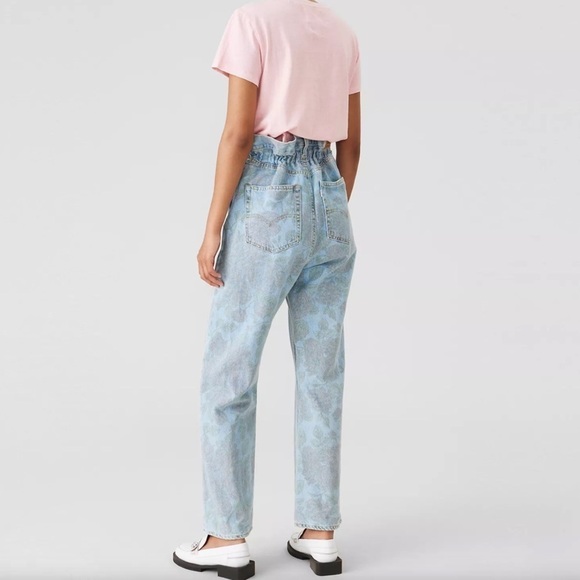 Levi x Ganni- Vintage Wide Leg Floral Light Wash Denim Jeans - Picture 3 of 11